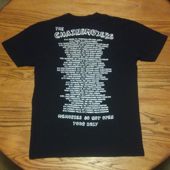 🎶⛓️🚬 Chainsmokers Tour Concert Shirt Memories - Picture 4 of 12